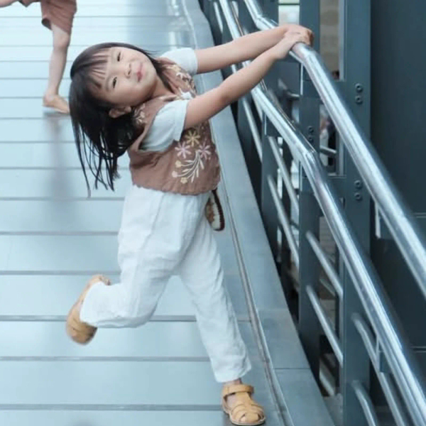 經典編織涼鞋 image 1 of 0