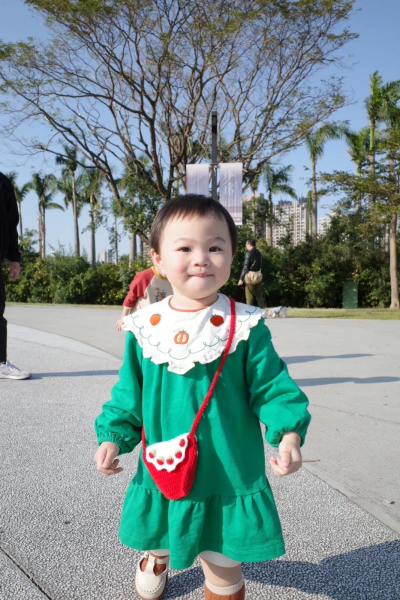 綠蕃茄造型領洋裝 image 1 of 0