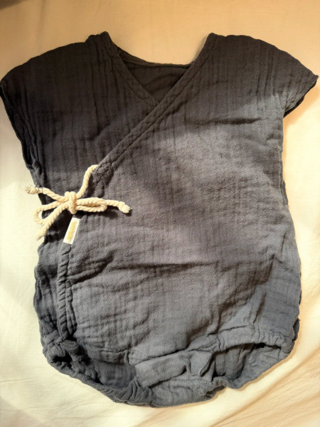 新生兒包屁衣 image 1 of 0