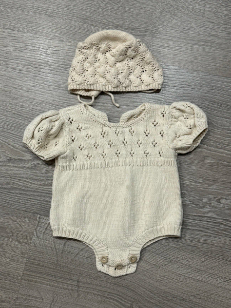 經典包屁衣+帽子 image 1 of 0