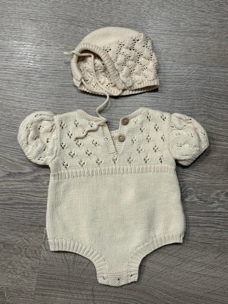 經典包屁衣+帽子 image 1 of 0