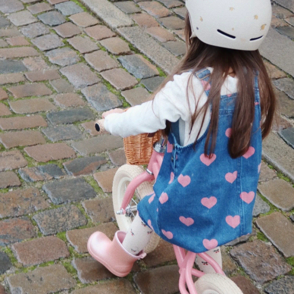 Margot Overall Dress牛仔愛心吊帶裙 image 1 of 0