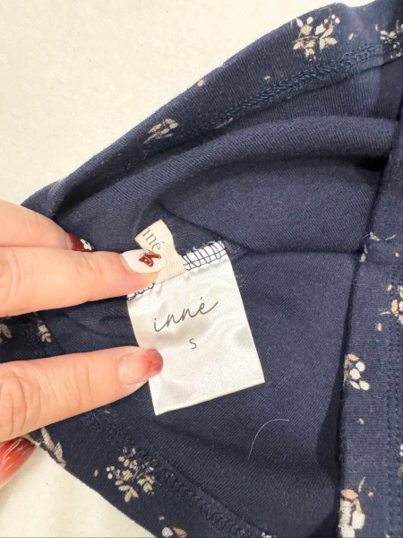 高領上衣 image 1 of 0