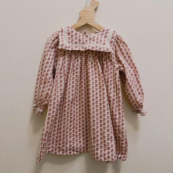 大領片洋裝 image 1 of 0