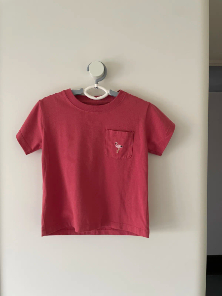 紅色刺繡T image 1 of 0