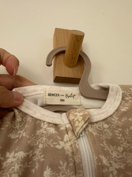 拉鏈連身衣 image 1 of 0