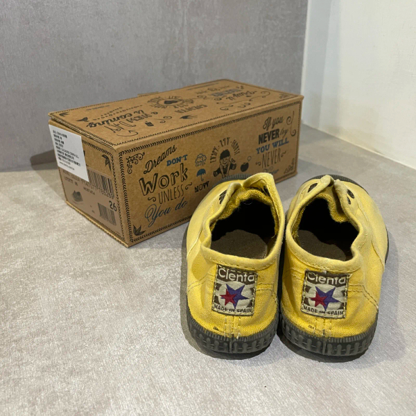 西班牙國民帆布鞋 芥末黃 黑底 洗舊布料童鞋 26 image 1 of 0
