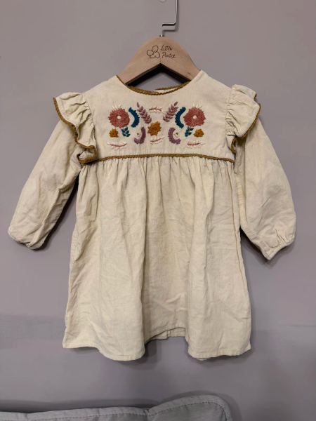 Illia Dress 白色燈芯絨刺繡洋裝 image 1 of 0