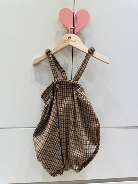 吊帶格紋包屁褲 image 1 of 0