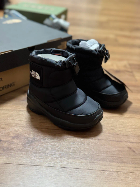 全新正品The north face ] K Nuptse Bootie Logo Short嬰幼兒保暖雪靴 image 1 of 0