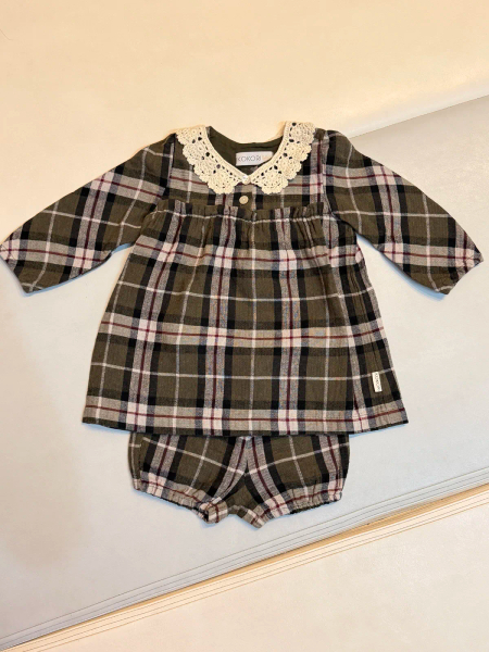 格紋套裝 image 1 of 0