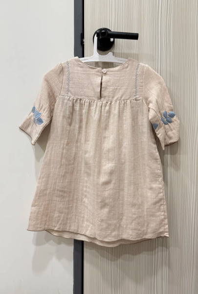 刺繡洋裝 image 1 of 0