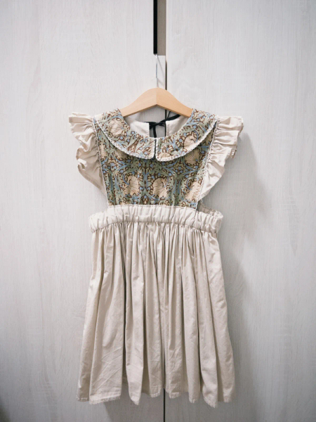 ANNA風圖騰洋裝 image 1 of 0