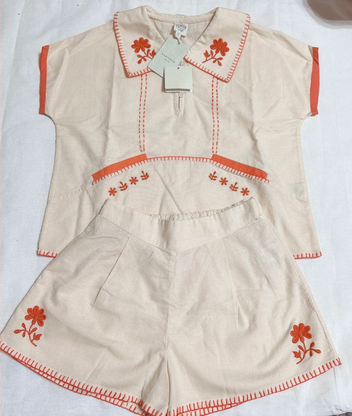 繡花翻領短袖套裝 image 1 of 0