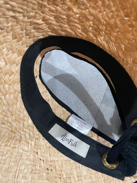 狐狸耳草編遮陽帽 image 1 of 0