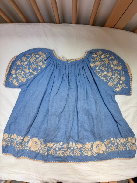 刺繡花卉圓領短袖棉麻洋裝 image 1 of 0