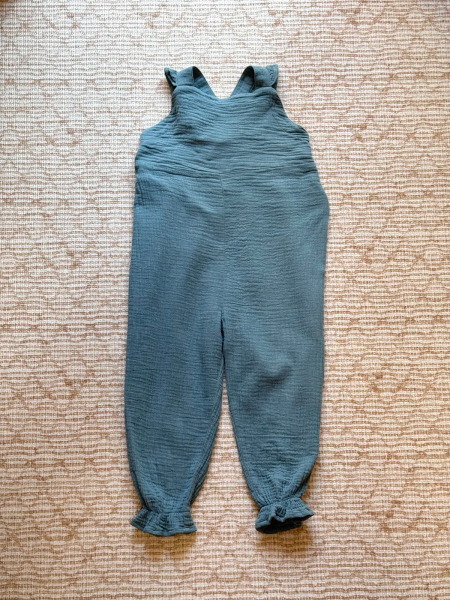 皺皺棉紗荷葉邊茉莉連身褲 image 1 of 0