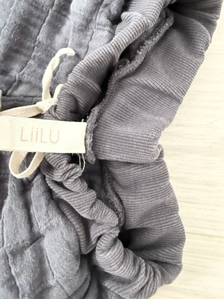 Quilted pants 灰色格紋純棉縮口休閒長褲 image 1 of 0