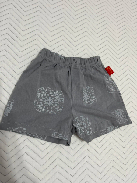 灰色花卉圖案休閒短褲 image 1 of 0