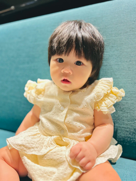 女童蕾絲荷葉邊連身包屁衣 image 1 of 0