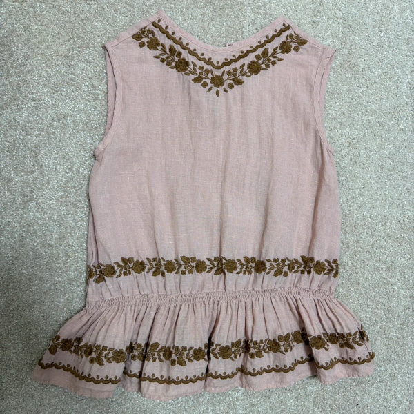 粉色刺繡無袖荷葉邊上衣 image 1 of 0