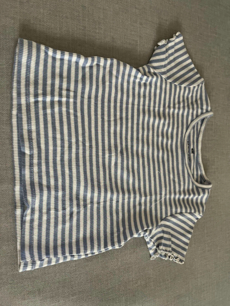 條紋t image 1 of 0