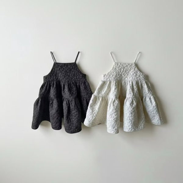 女童細肩帶層次洋裝 image 1 of 0