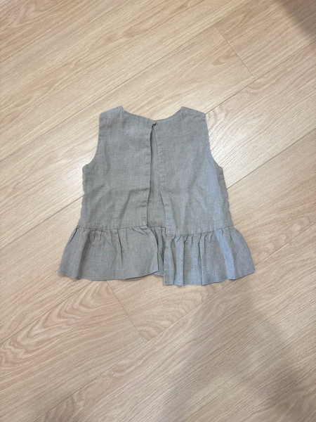 灰色麻質荷葉邊背心 image 1 of 0