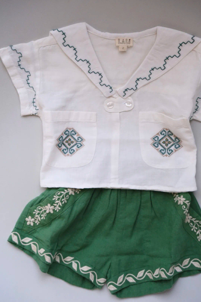 白色短袖水手領刺繡上衣 image 1 of 0