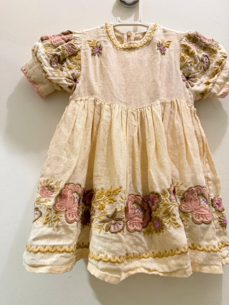 復古風刺繡泡泡袖亞麻洋裝 image 1 of 0