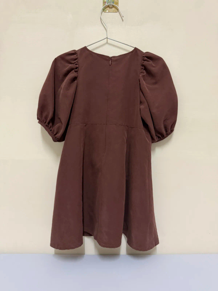 復古宮廷風深咖啡色泡泡袖洋裝 image 1 of 0