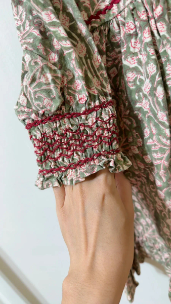 荷葉碎花洋裝 image 1 of 0