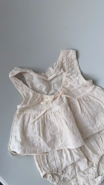 正韓 亞麻格紋套裝 image 1 of 0