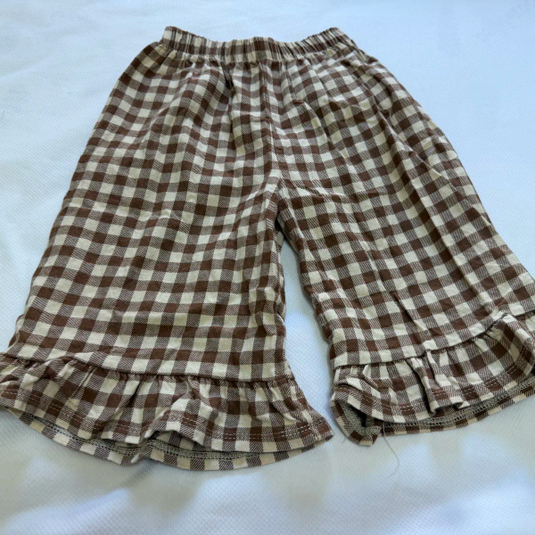 棕白格紋荷葉邊休閒褲 image 1 of 0