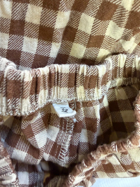 棕白格紋荷葉邊休閒褲 image 1 of 0