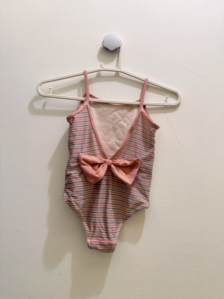 Bowwow Swimsuit 蝴蝶結露背連身泳衣 image 1 of 0