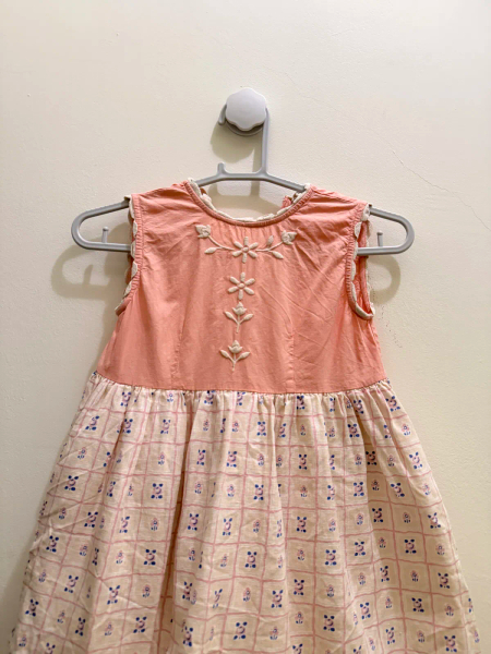 Apolina SS26 無袖刺繡拼接格子洋裝 image 1 of 0