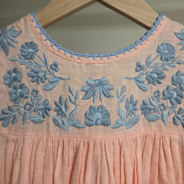 粉橘刺繡上衣洋裝 image 1 of 0