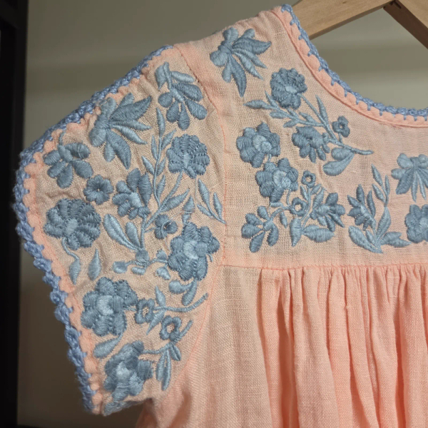 粉橘刺繡上衣洋裝 image 1 of 0