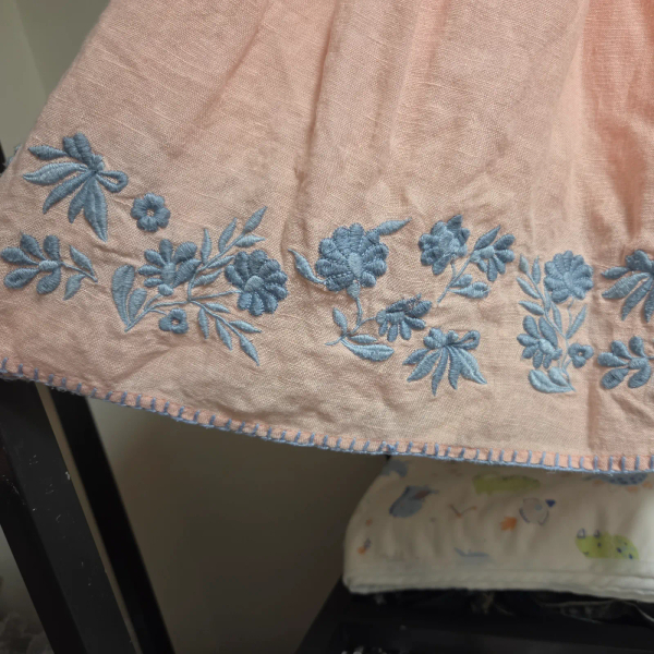 粉橘刺繡上衣洋裝 image 1 of 0