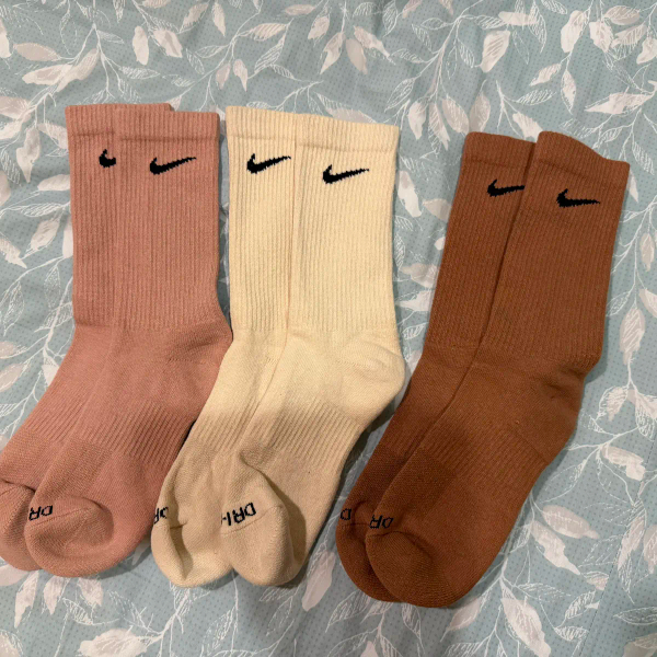 經典直紋短襪（果仁棕 ） image 1 of 0
