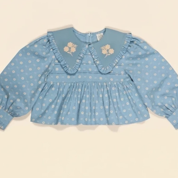 全新有吊牌短版刺繡上衣 image 1 of 0