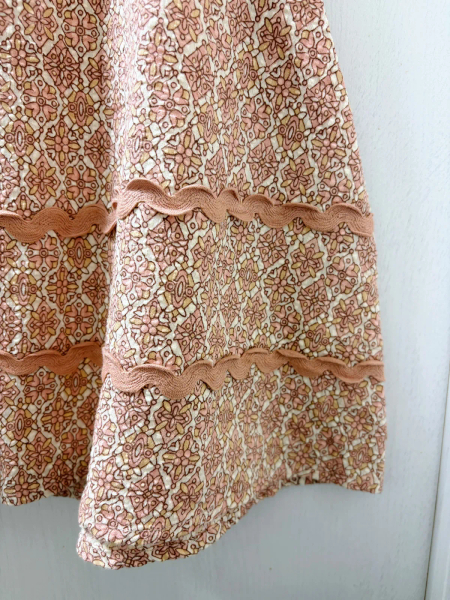 Apolina粉色刺繡洋裝 image 1 of 0