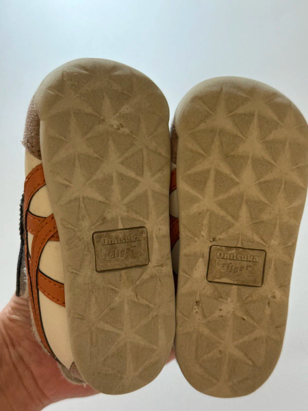 Onitsuka Tiger Kids  image 1 of 0