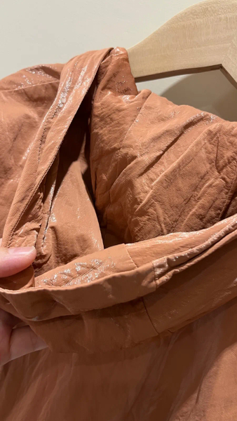 異材質乾燥玫瑰長版連帽外套 image 1 of 0