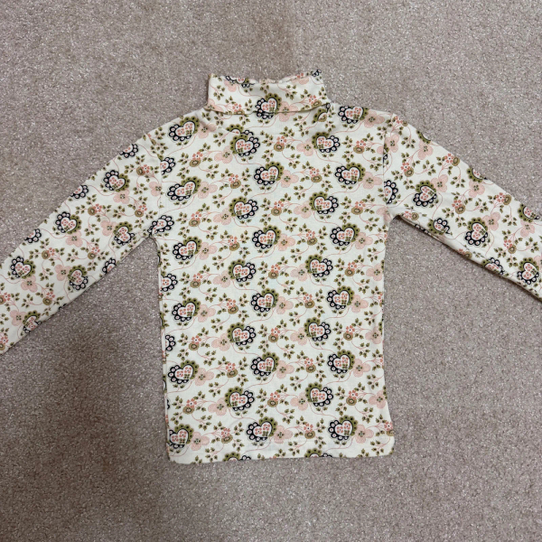 復古愛心高領長袖上衣 image 1 of 0