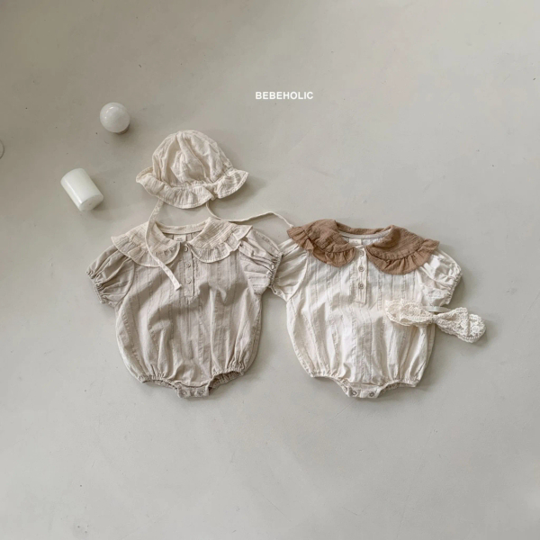 翻領壓紋包屁衣 BEIGE image 1 of 0