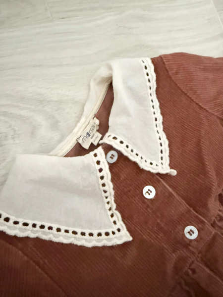 磚紅色蕾絲領洋裝 image 1 of 0