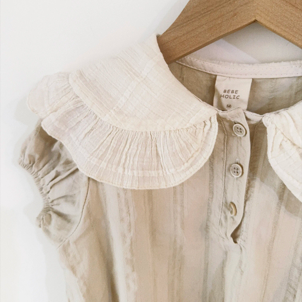 翻領壓紋包屁衣 BEIGE image 1 of 0