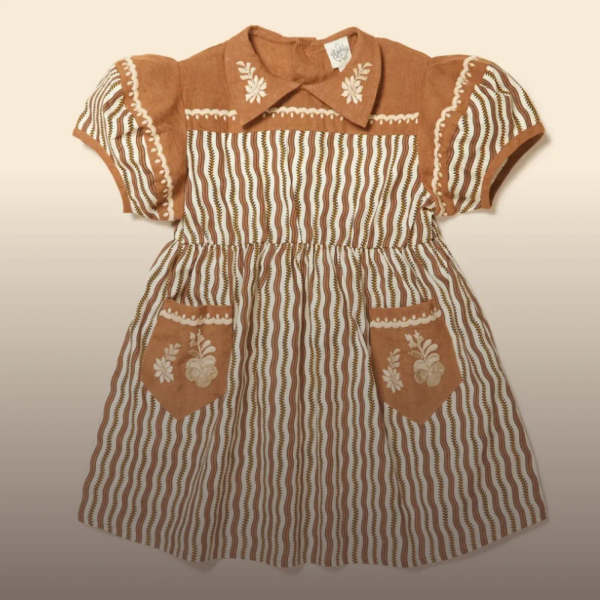 Poppit Stripe這個花色的套裝或洋裝皆可 image 1 of 0